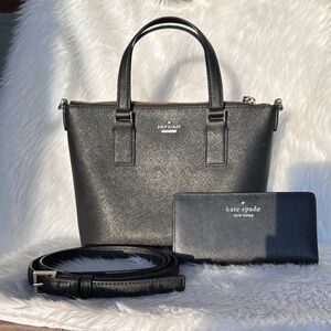 Kate Spade New York Cameron Street Lucie bag/Crossbody bag with matching wallet
